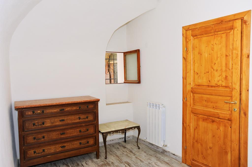 Medieval House Вентимилья Экстерьер фото